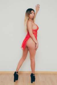 Terme'deki Tutkulu Ve Hırslı Arkadaşınız Escort Bayan